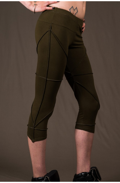 P23 - Legg'in 3/4 long in Cotton-lycra with overlock and cutting